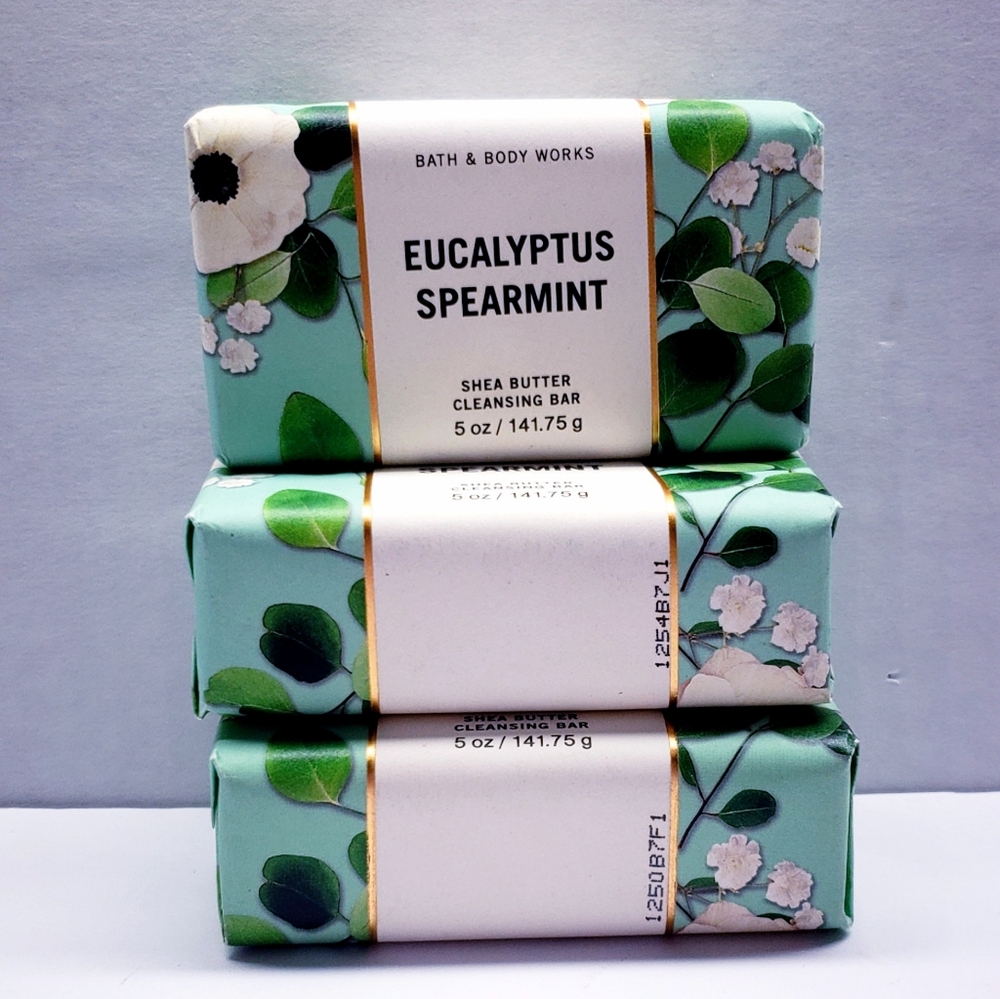 Bath & Body Works EUCALYPTUS SPEARMINT Shea Butter Cleansing Bar, 5 oz (3 pcs)